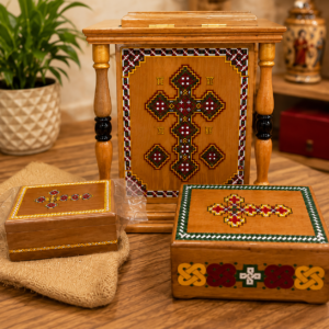 Wooden Incense Box / Boite à encens en bois